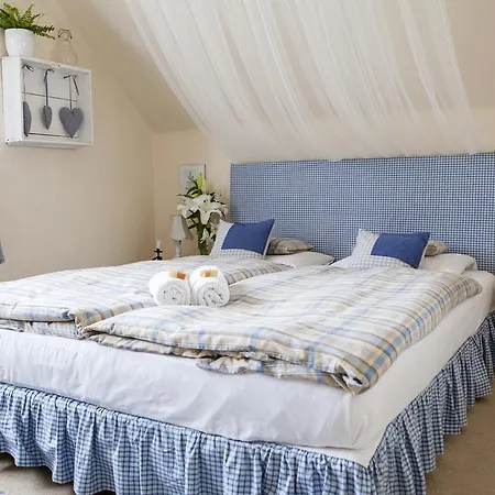 Emese Vendeghaz Guest house Noszvaj